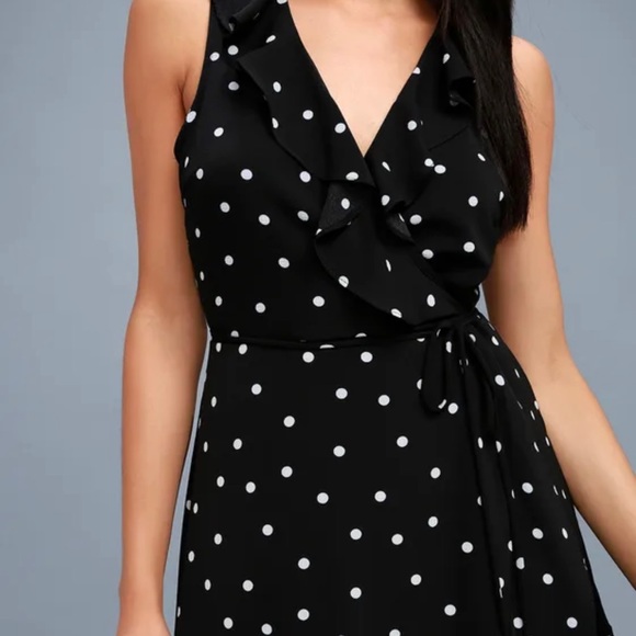 Lulus Black Polka Dots Wrap Dress ruffled neckline, sleeveless Romantic Sz M - Picture 4 of 13
